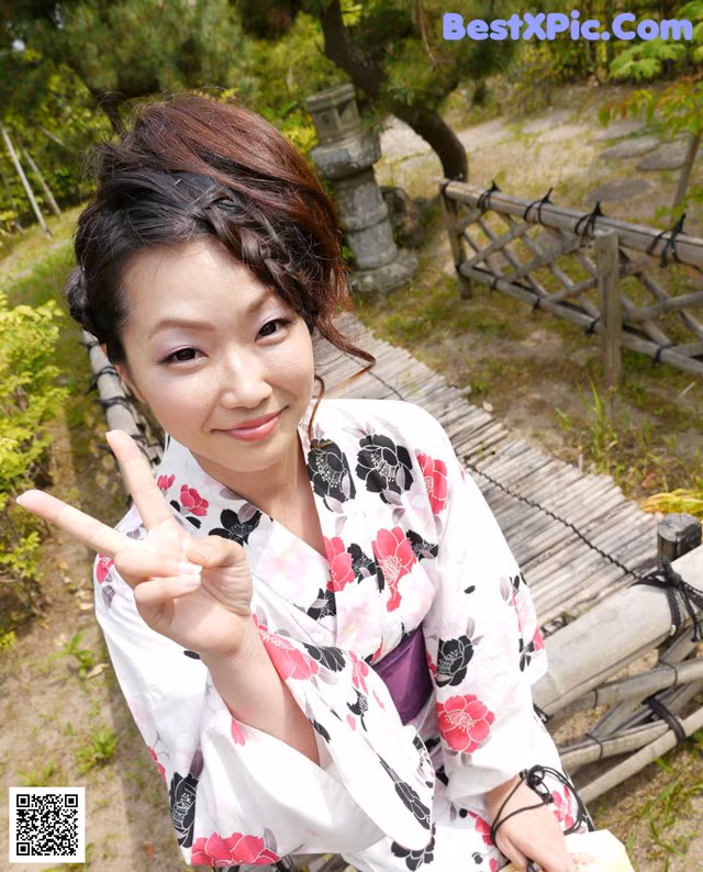 Mizuki Tsujimoto - Sexlounge Korean Beauty