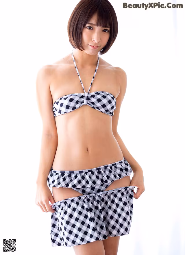 Miku Abeno - Amia Javegg Pissy